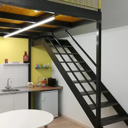 2 Lofts 公寓