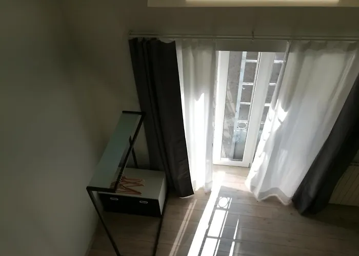 アパート 2 Lofts