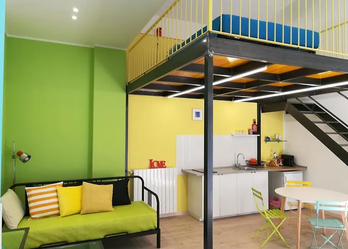 アパート 2 Lofts